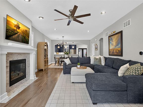5th image of 4008 N Raleigh Street