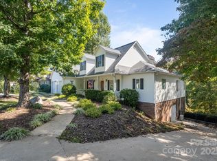 192 Lake Club Dr, Nebo, NC 28761