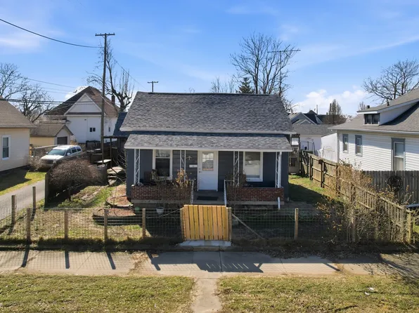 323 E Franklin St, Shelbyville, IN 46176