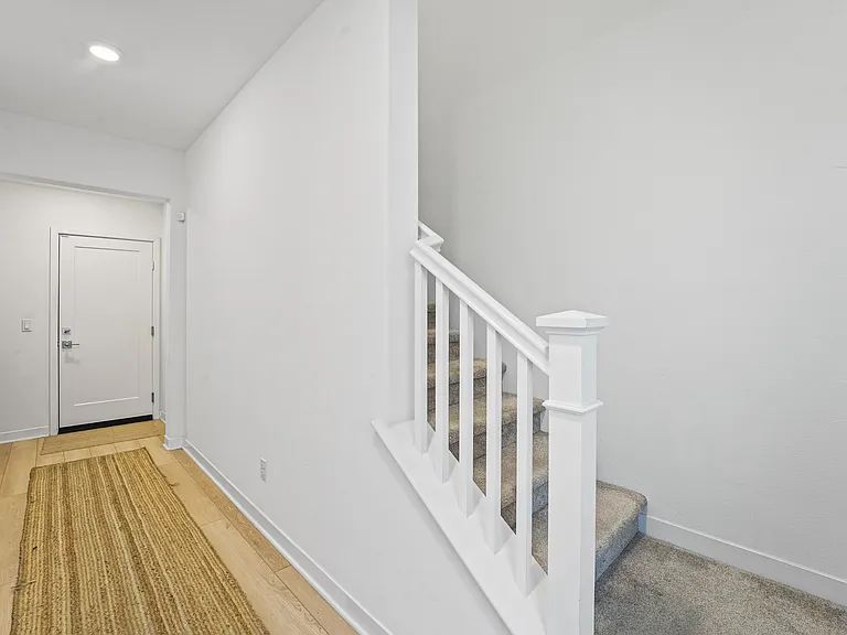 1874 S Westside Dr — Photo 28