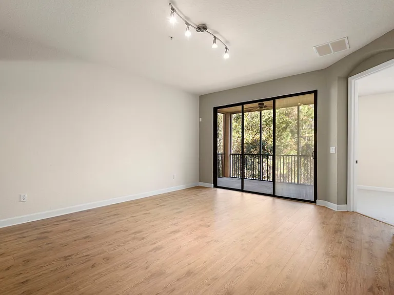210 Paseo Terraza St #202 — Photo 14