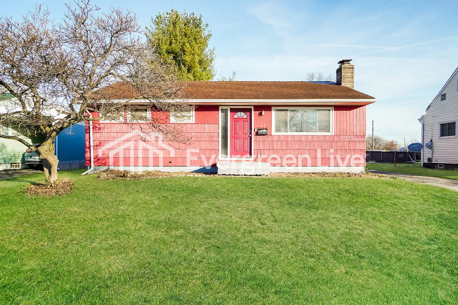 3378 Roswell Dr photo 1