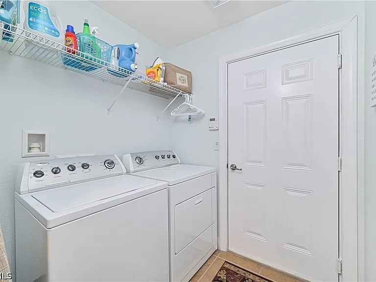 12924 New Market St #102 — Photo 33