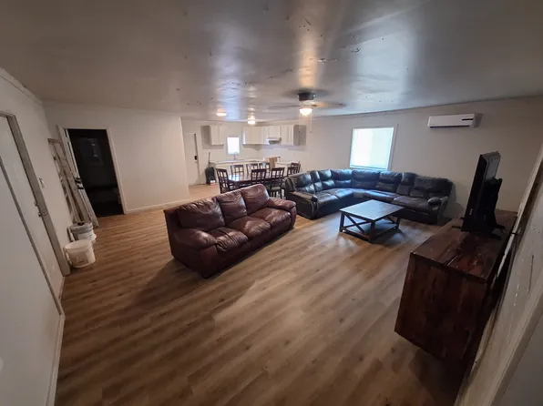 210 SW 3rd St, Patterson, AR 72123