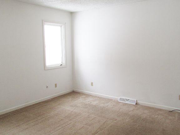 4th image of 1012 N 5th St