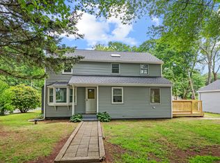 28 Meadow Trl, Coventry, CT 06238