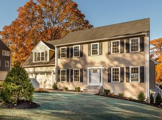 4 Maplecroft Rd, Canton, MA 02021