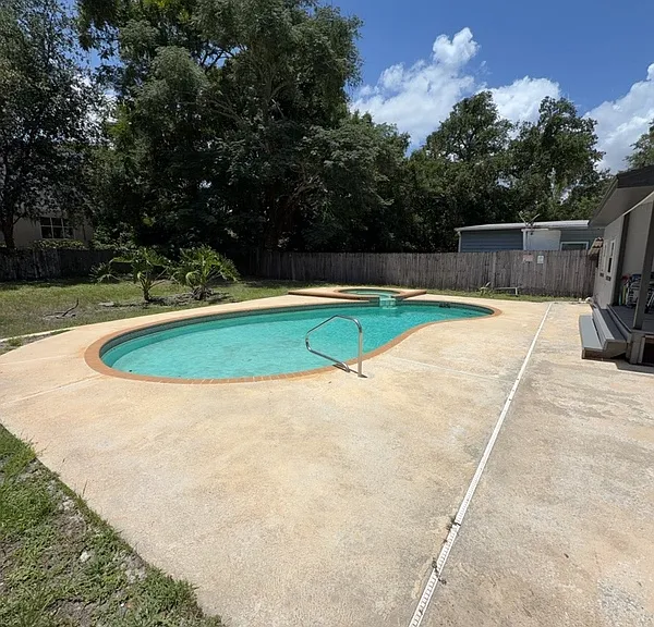 270 W Pineloch Ave #A — Photo 17
