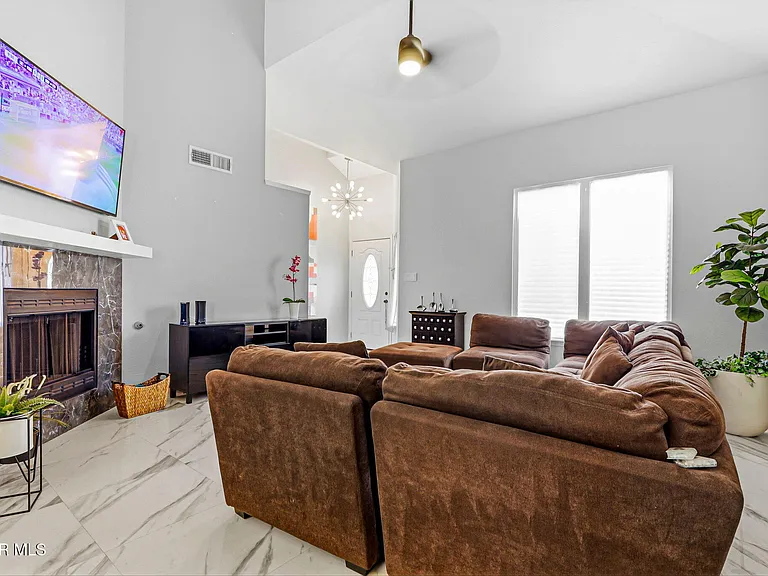 1117 Sun Shadow Dr — Photo 6