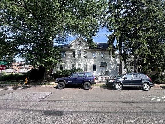 5th image of 1845 Summer Street