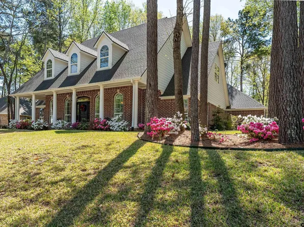 4331 Lazy Creek Dr, Tyler, TX 75707