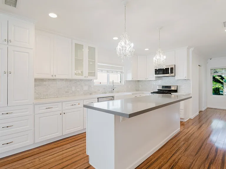 17419 Blackhawk St — Photo 23
