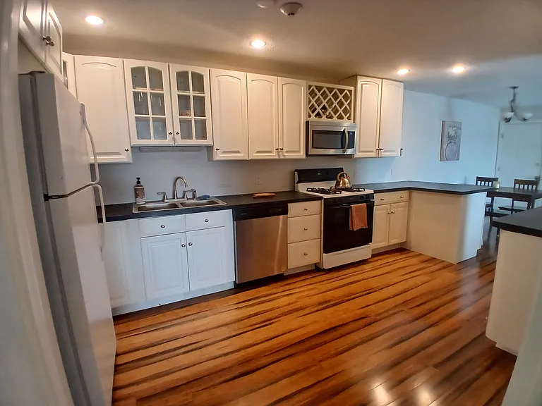 4430 Post Rd — Photo 5