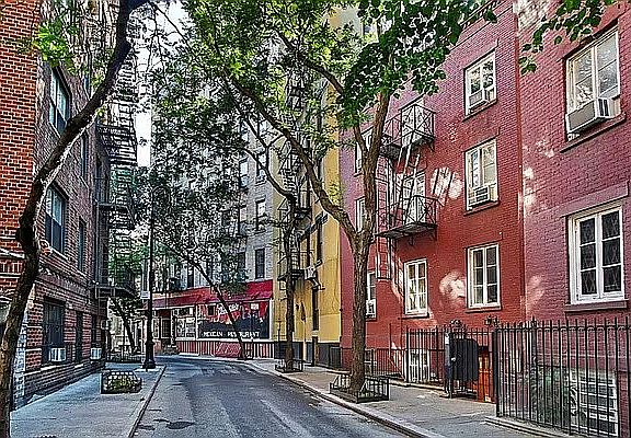 5th image of 5 Minetta St APT 3C