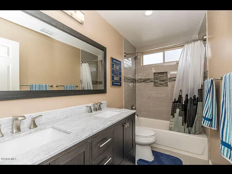 211 Twin Falls Ct — Photo 7