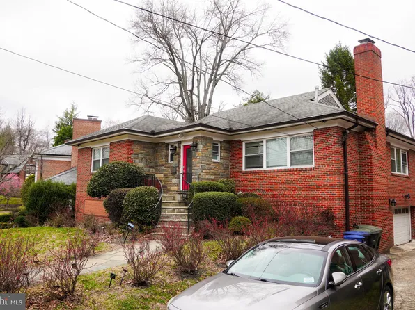 1633 Kalmia Rd NW, Washington, DC 20012