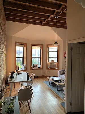 Rented by Voro, LLC | media 2