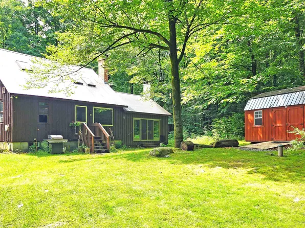 325 Goodrich Road, Chester, VT 05143
