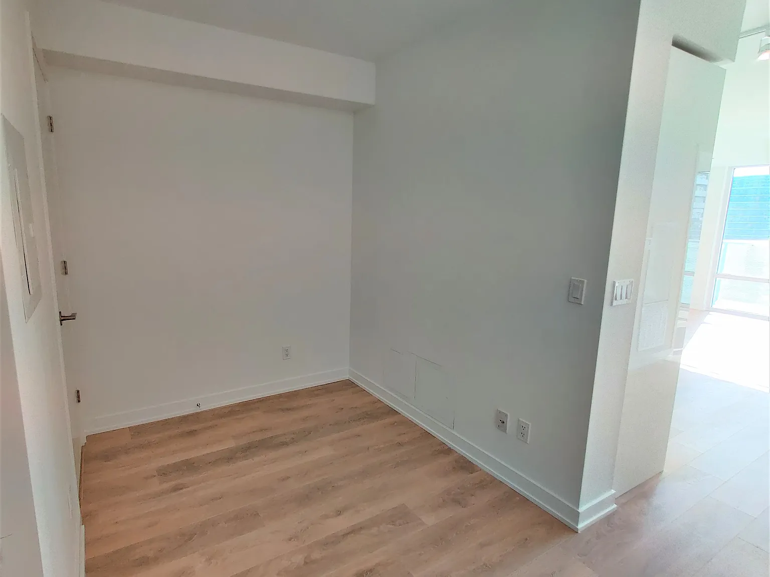 1 bed, $2,500 — Photo 4