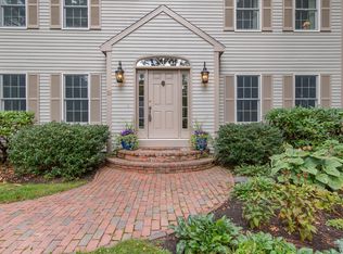 16 Coveside Rd, Cumberland Foreside, ME 04110