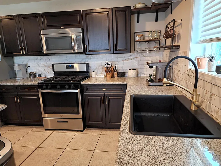 11200 Mickelson Dr — Photo 16