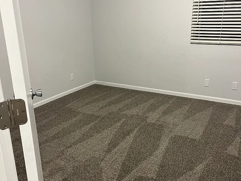 1208 Miller St #1 — Photo 15