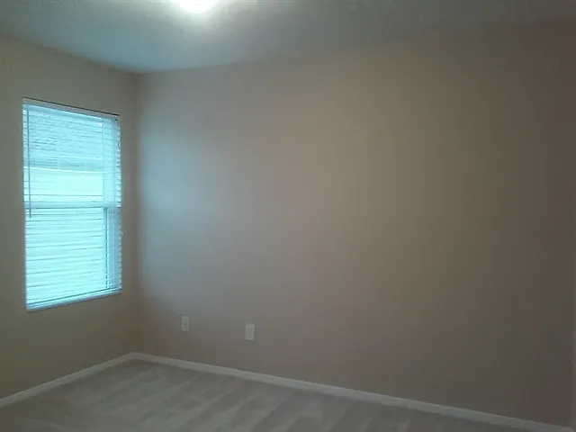 1226 Lasalle Dr — Photo 9