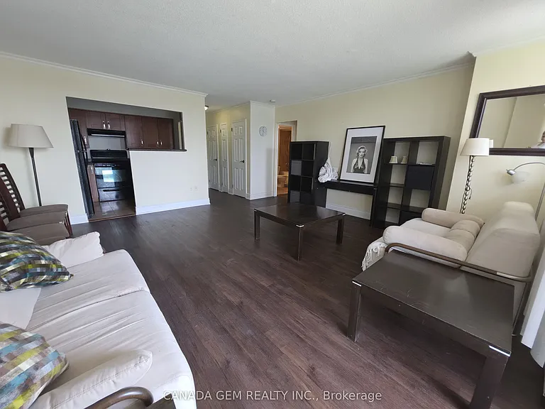 5949 Yonge St #506 — Photo 10