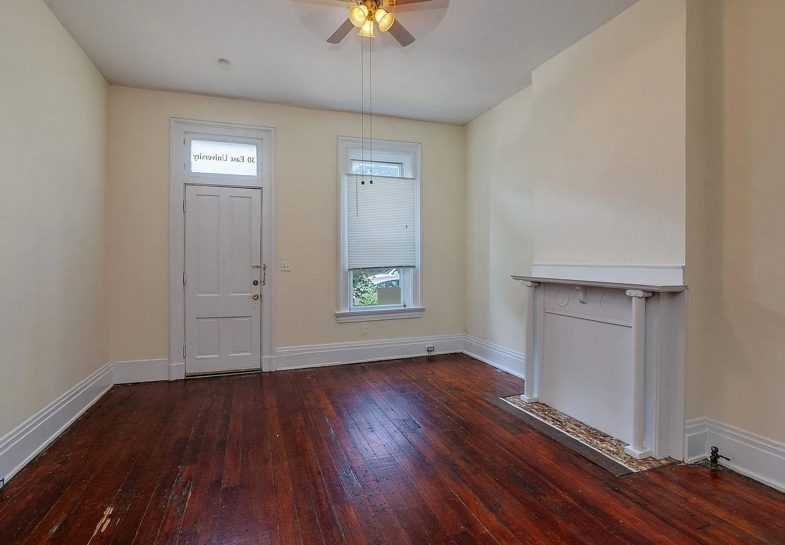 6 bed, 2.5 bath, $4,295 — Photo 3