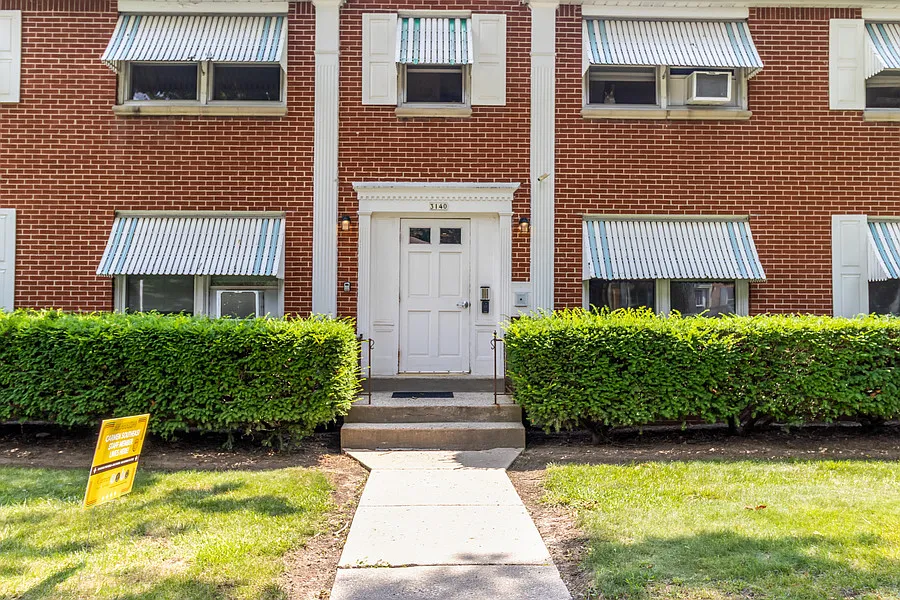 1 bed, $955 — Photo 2