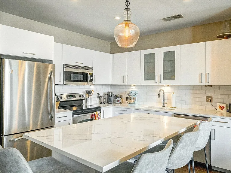 600 12th Ave S #738 — Photo 3