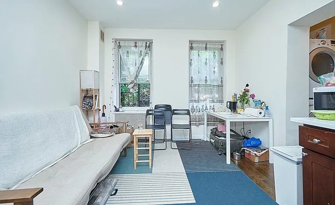 Rented by Compass | media 2