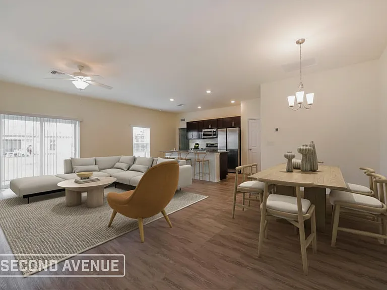3202 NE 14th Pl — Photo 5