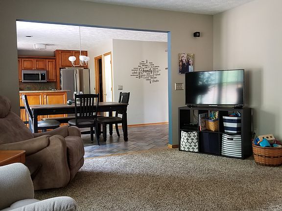3rd image of 135 Ferris State Ct