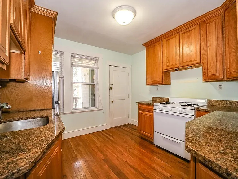 161 South St #3 — Photo 44