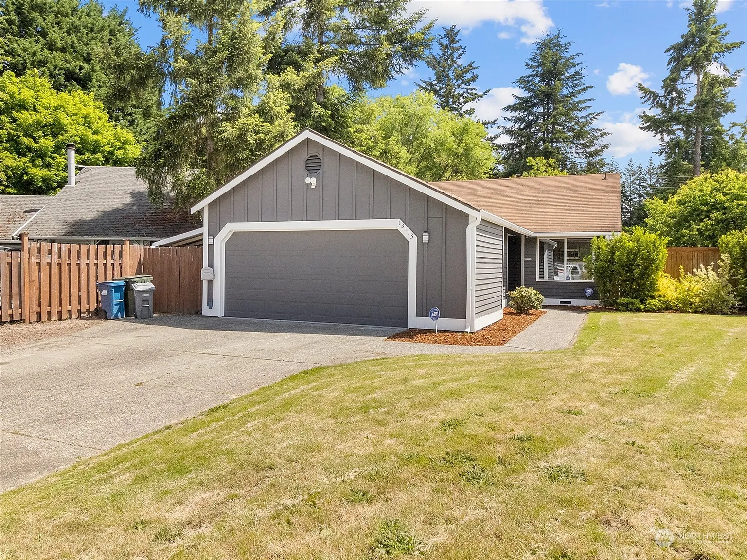 13113 SE 277th Place photo 1
