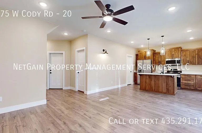 2875 W Cody Rd #20 — Photo 3