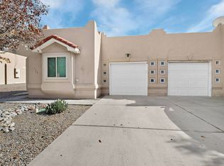 736 Mesa Del Rio St NW, Albuquerque, NM 87121