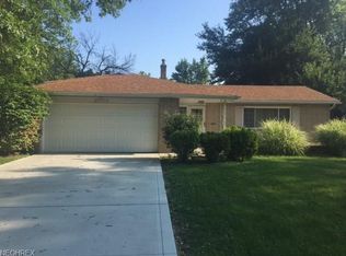 29376 Stewart Dr, North Olmsted, OH 44070