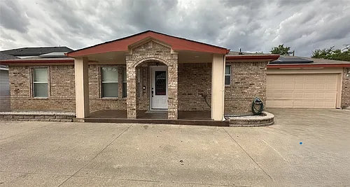 13731 Biggs St Photo 1