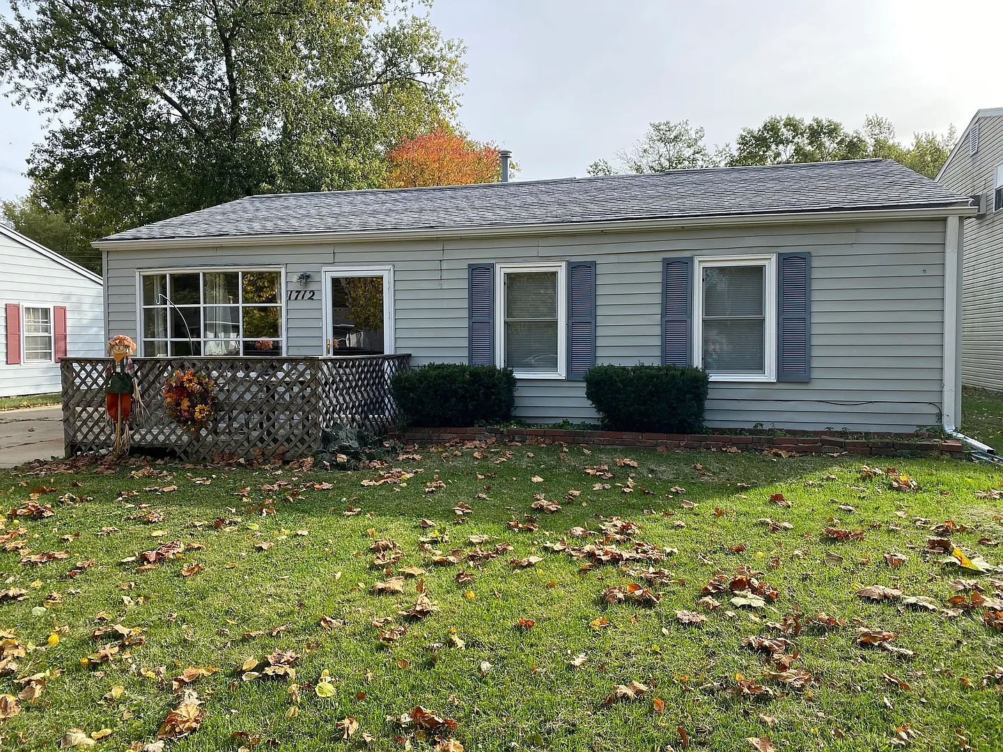 1712 Parkside Ter photo 1