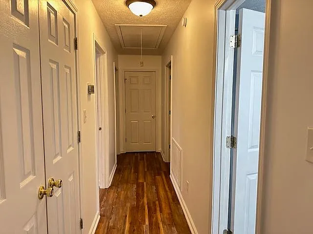 Stonehedge Dr — Photo 15