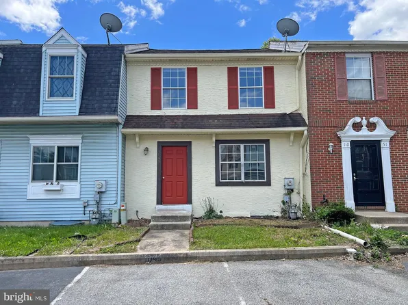 1049 Old Forge Rd, New Castle, DE 19720