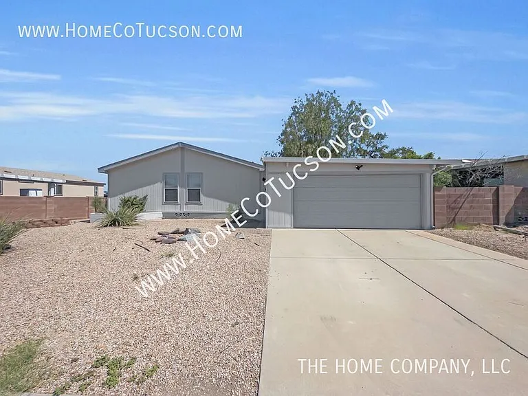 6253 E Window Ridge Ln — Photo 1