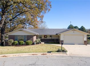 6 N 58th Terrace Dr, Fort Smith, AR 72904