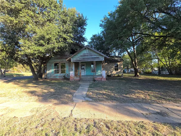401 E Hopkins St, Mexia, TX 76667