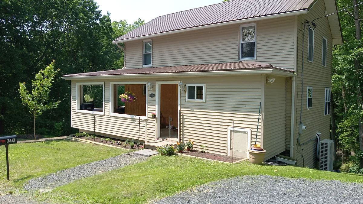Building Photo - 1317 County Road 132