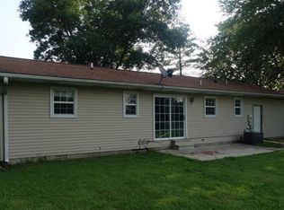 23373 Mimi St, Jerseyville, IL 62052