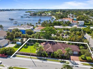 15 Wellesley Dr, Lake Worth, FL 33460