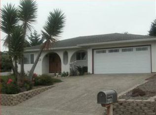 9698 Sandbur Pl, Salinas, CA 93907